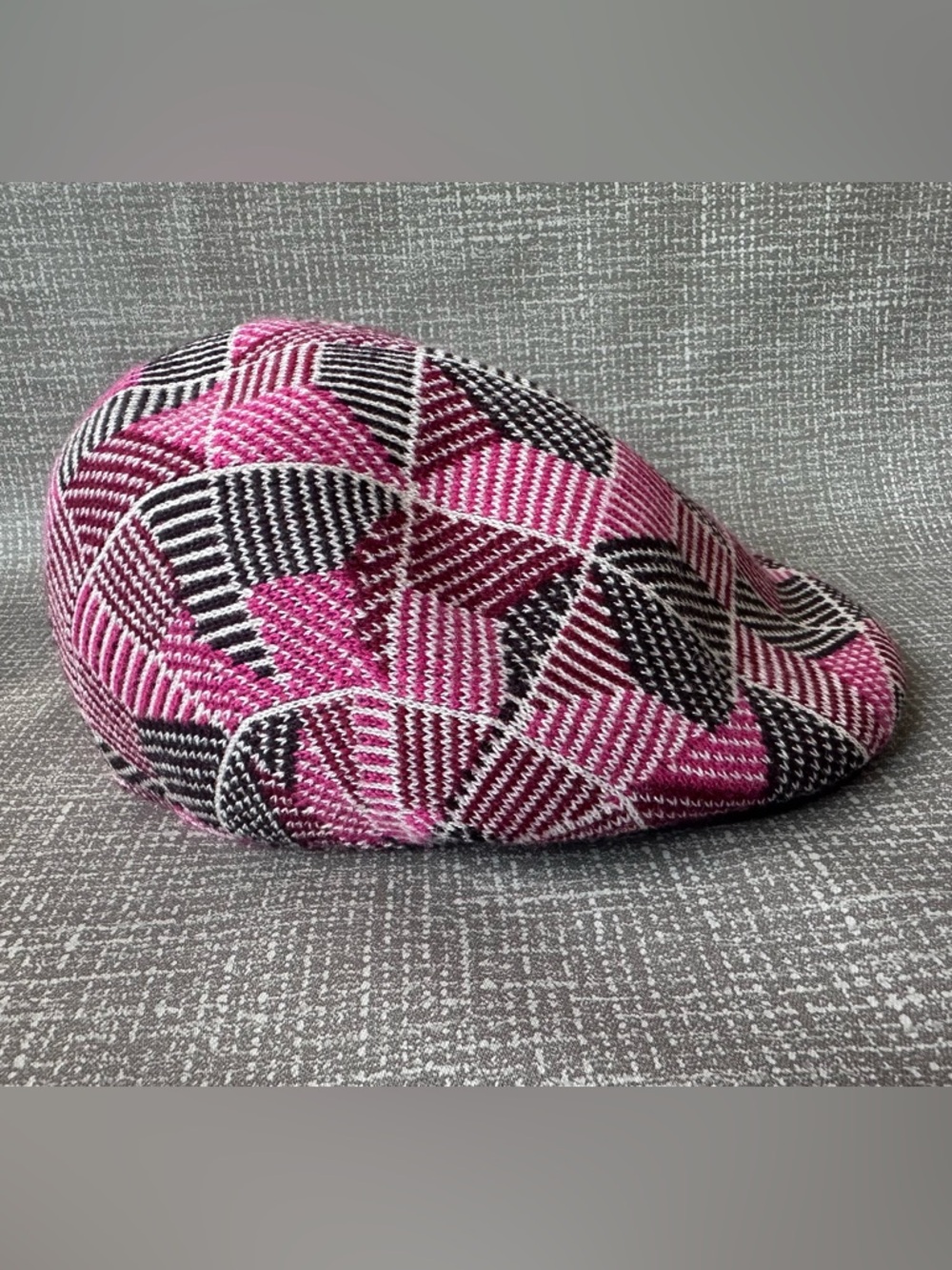 Kangol Tiled 507 Ivy Flat Cap Hat Large Pink Black Burgundy Geometric Classic